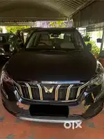 Mahindra XUV700 2024 Petrol 14400 Km Driven