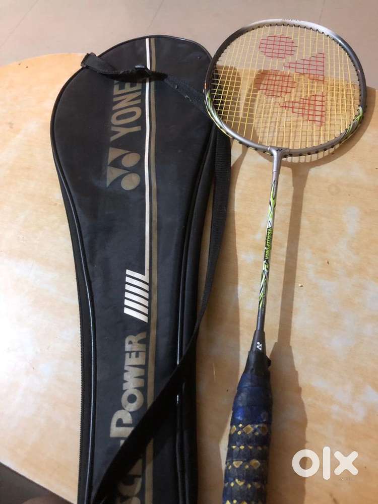 Yonex muscle power 3  shuttle bat