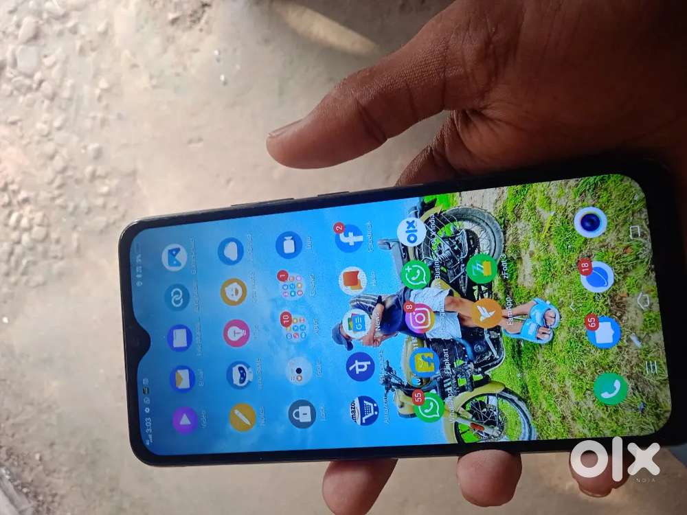 4GBRAM 128GB ROM