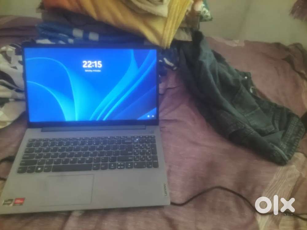 Lenovo v15 g4