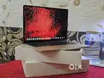 Apple Macbook Air  2025  M3 8GB 256GB SSD 13inch Notch Display