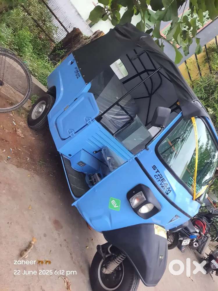 OSM quick EV 600 available for daily rent