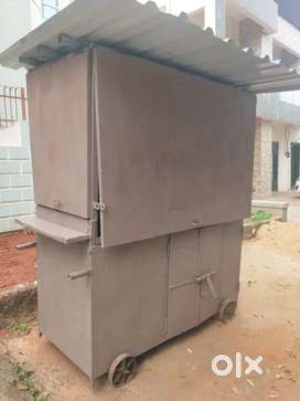 Movable shop