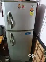 Lg double door refrigerator in excellent working condition fixed rate