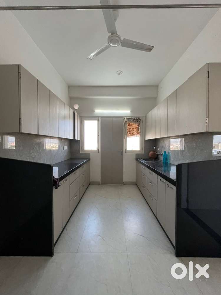 3 BHK NEAR JHOTWADA GANESH MANDIR