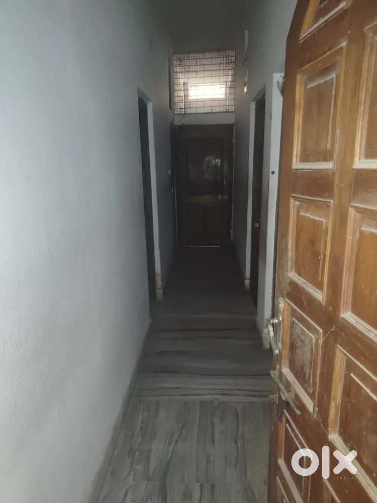 2BHK House for rent with water supply 24*7 & ground floor with garage