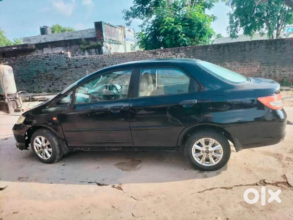 All car scrap buyers/ all car parts available