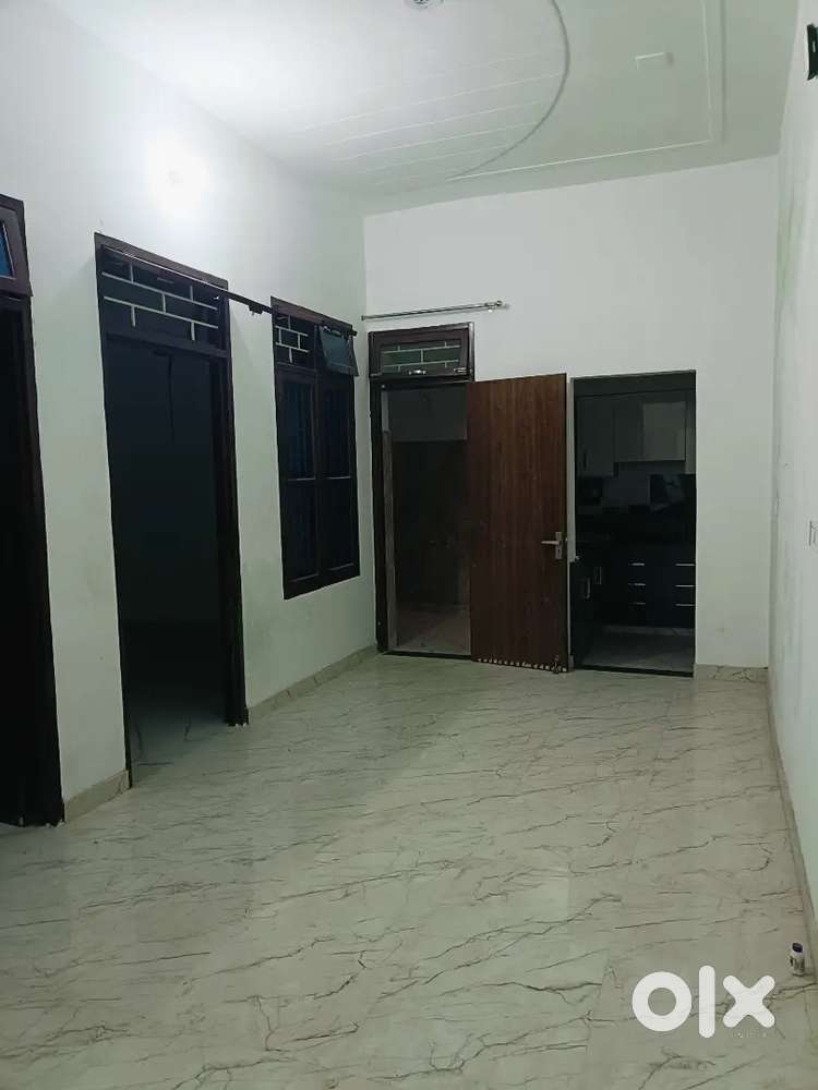 2bhk ground floor flat in Suresh Sharma Nagar