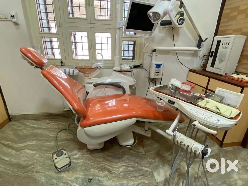 Dental cheir