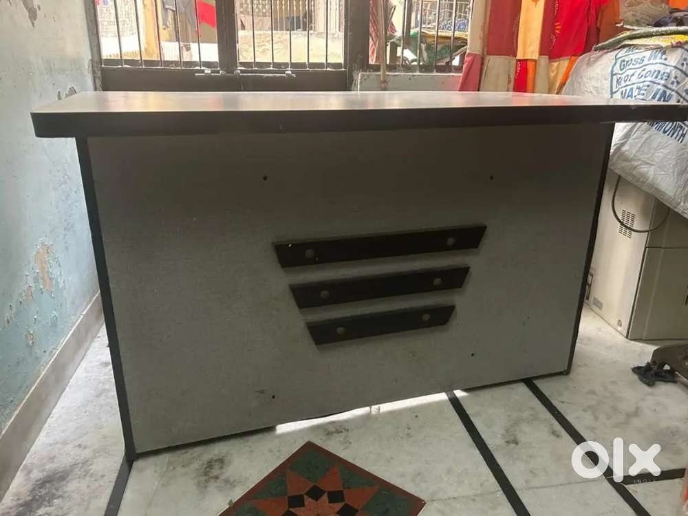 Computer Table