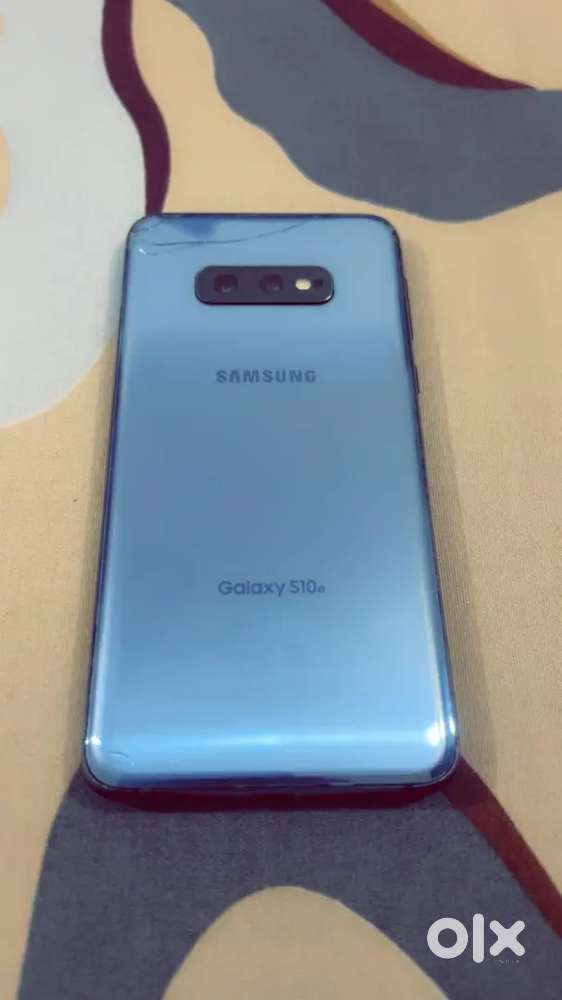 Samsung galaxy s10e 8gb 128 gb