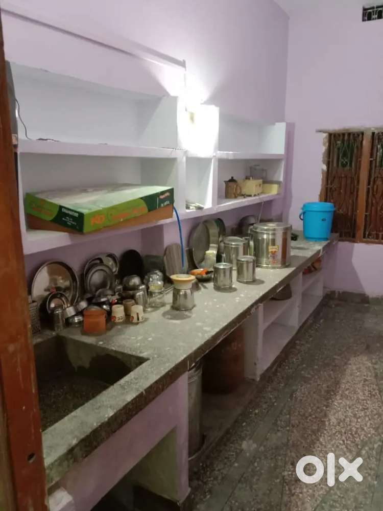 Anya girls pg sharing room govind nagar main market kanpur