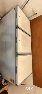 Storage freezer
