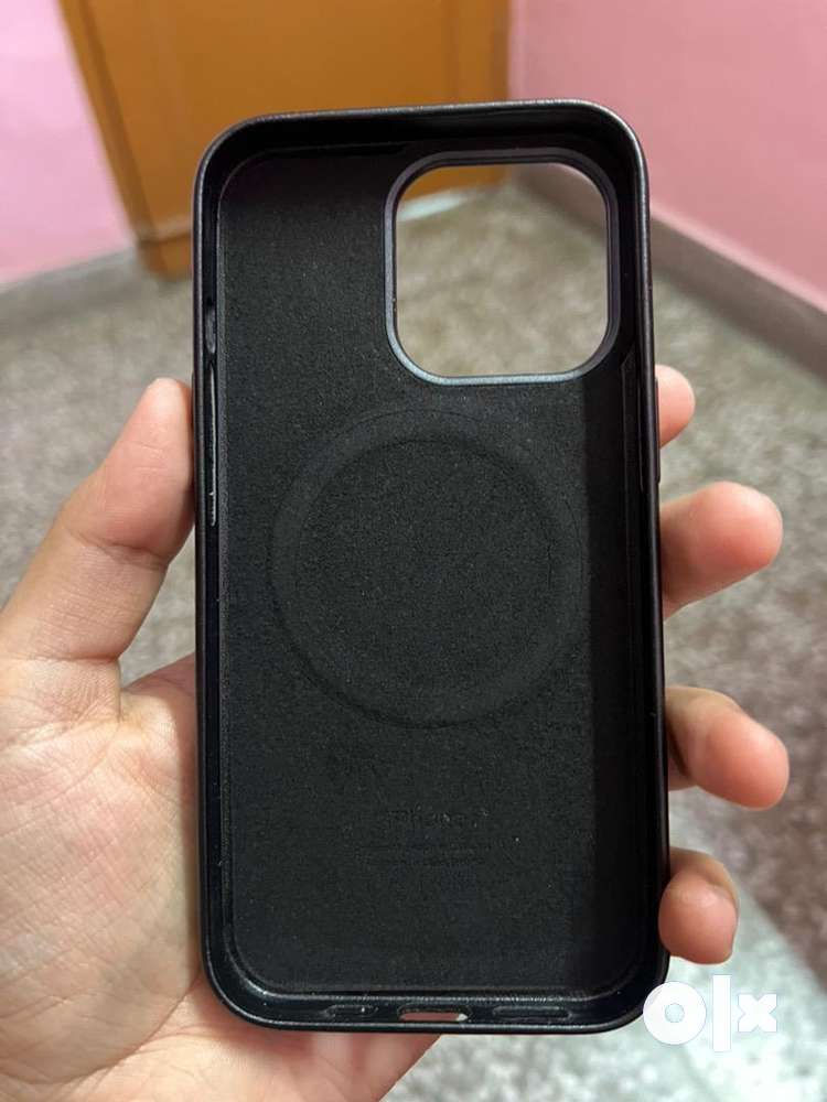 iPhone 13 pro original leather case