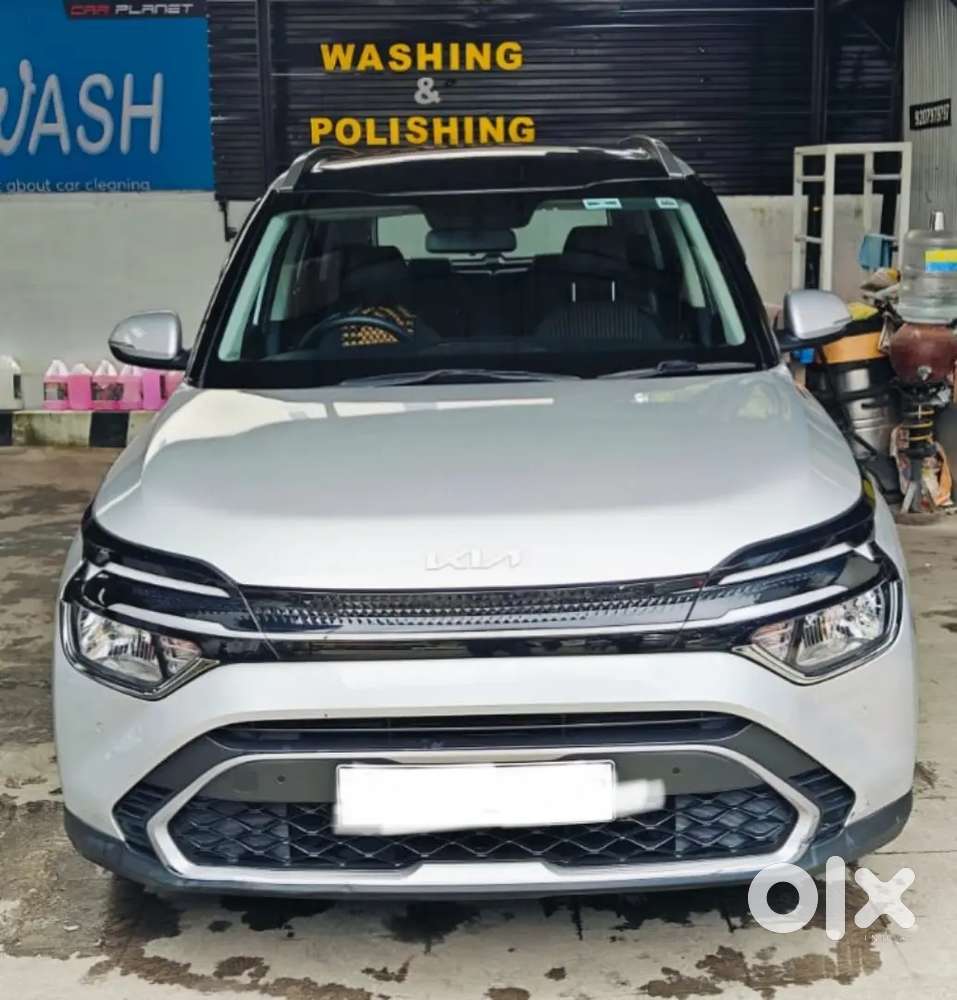 Kia Carens 2023 Petrol 1.5L petrol, 33000 Km only Driven