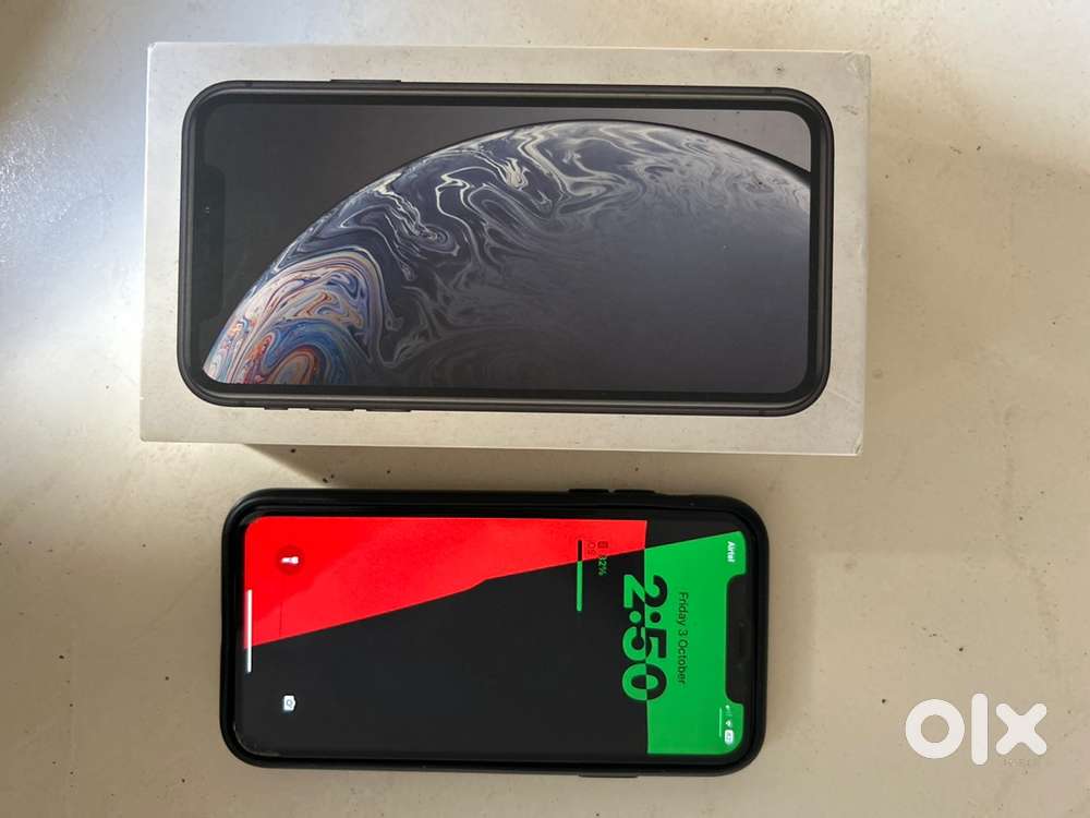 iPhone XR – Excellent Condition – Original Box & Accessories