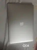 Apple Macbook