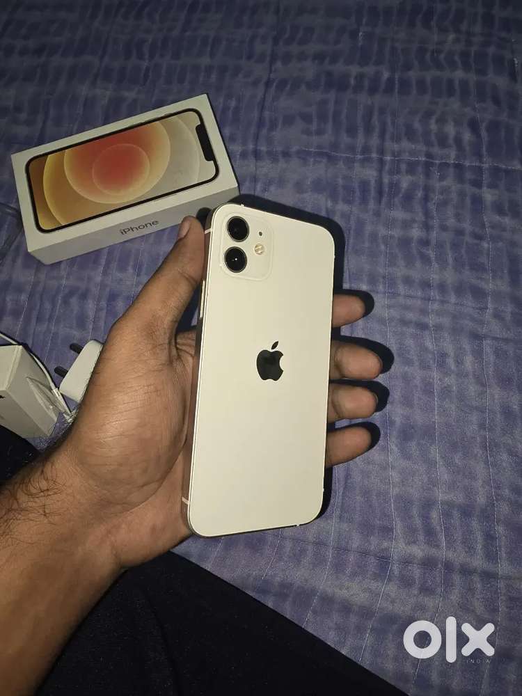 IPHONE 12 WHITE