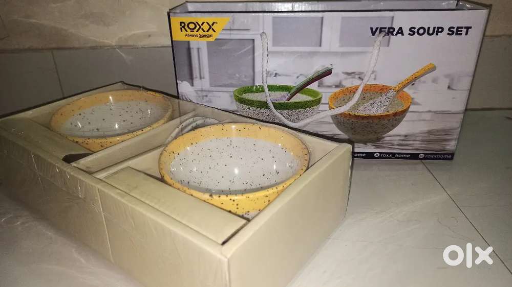 ROXX Vera Soup Set – 2 Bowls + 2 Spoons  Brand New in Box