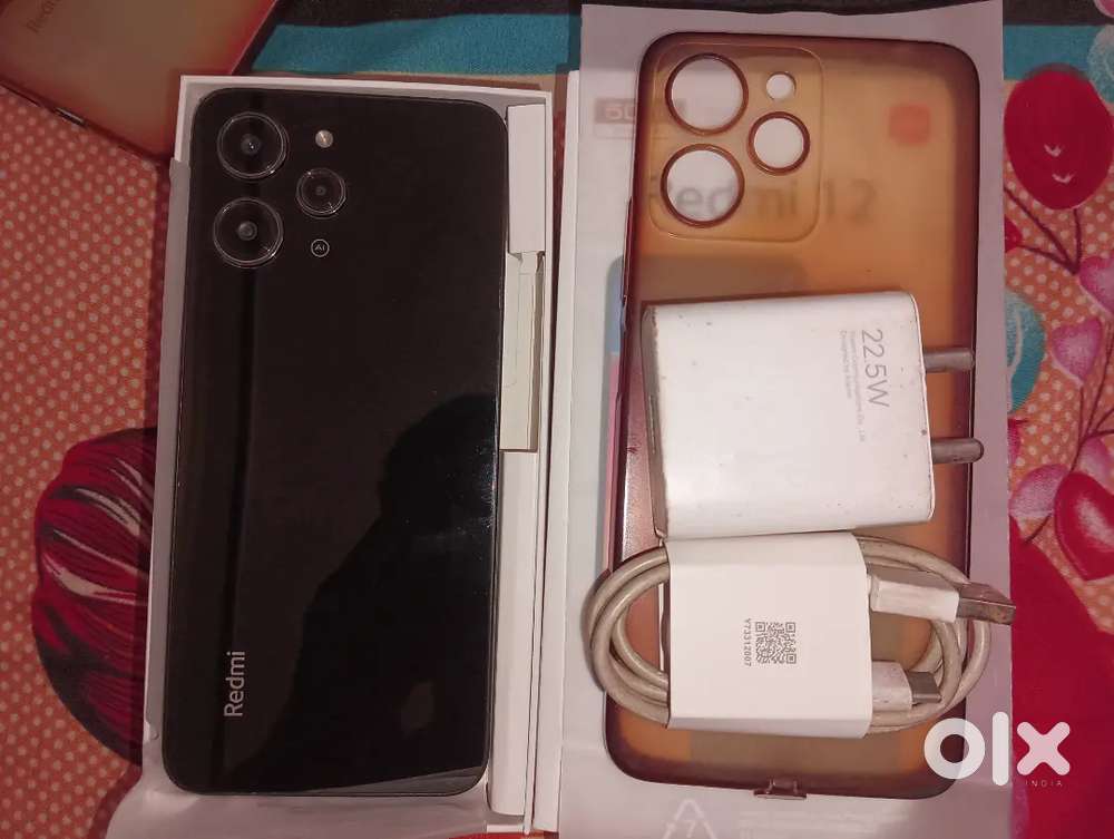Redmi 12 4+4gb RAM 128gb ROM NEW CONDITION NO PROBLEM IN PHONE