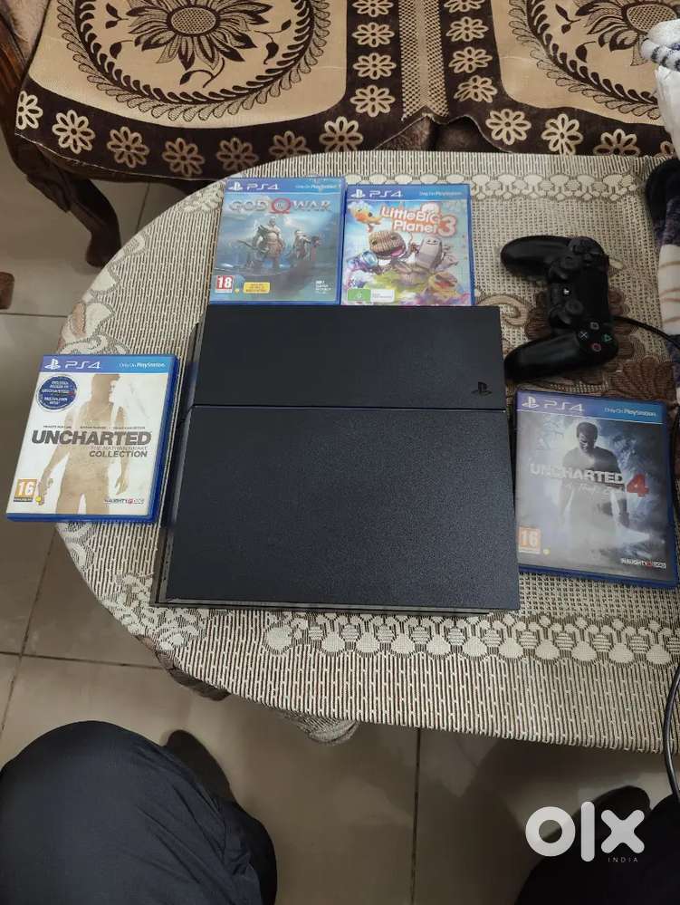 Ps4 1 tb brand new condition
