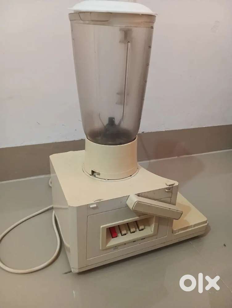 Second-hand mixer grinder with jars-fully functional+high performance