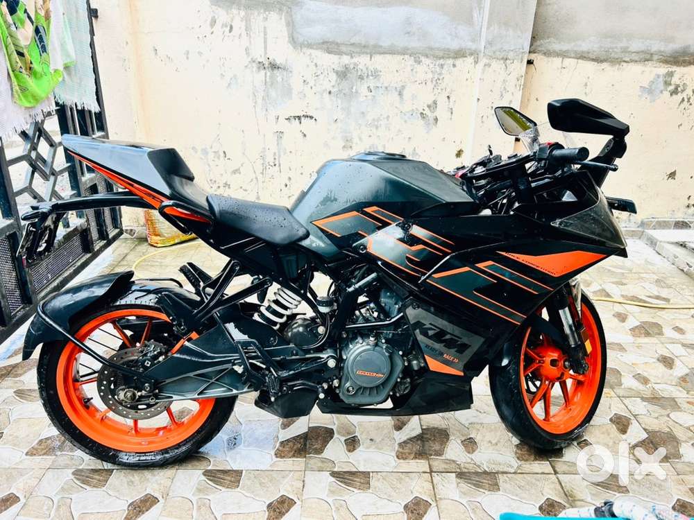 Excellent condition ( stock bike )