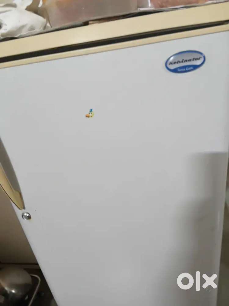 Singale attached room with bed sofa and kapat to be rent