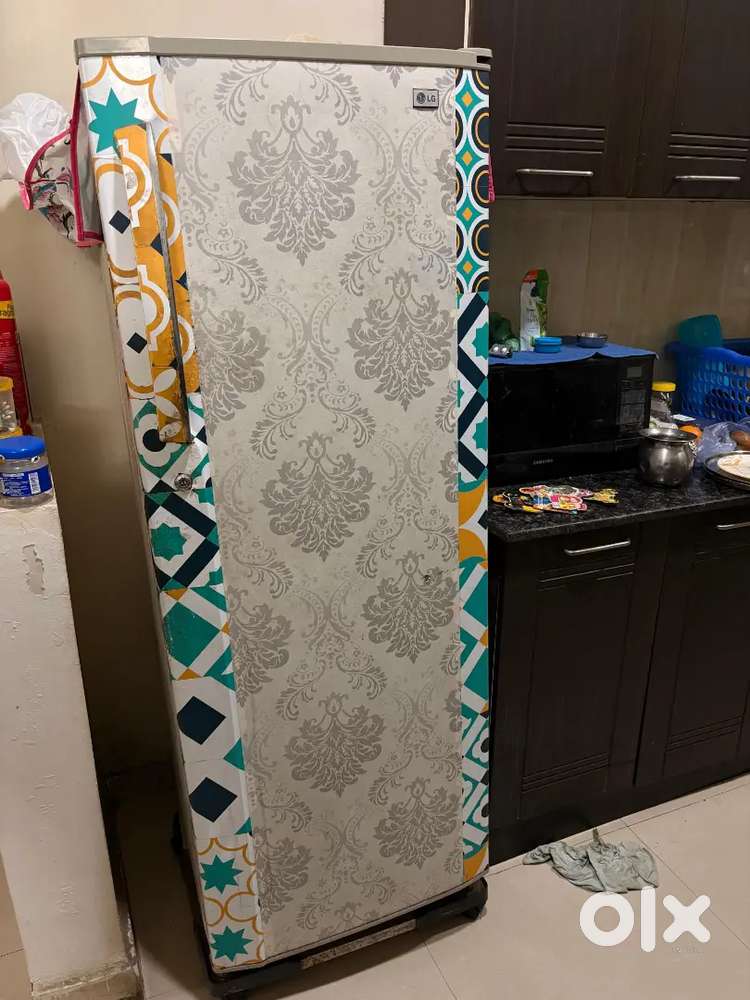 Lg fridge 270l