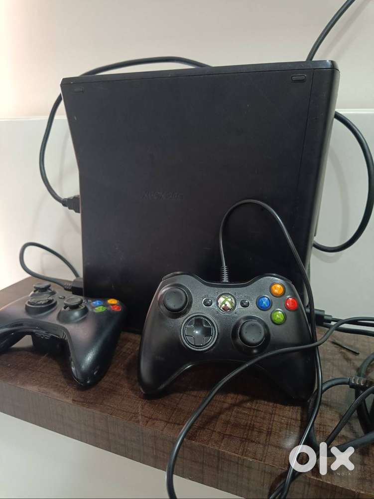 Xbox 360 With GTA 5 & 60 Games