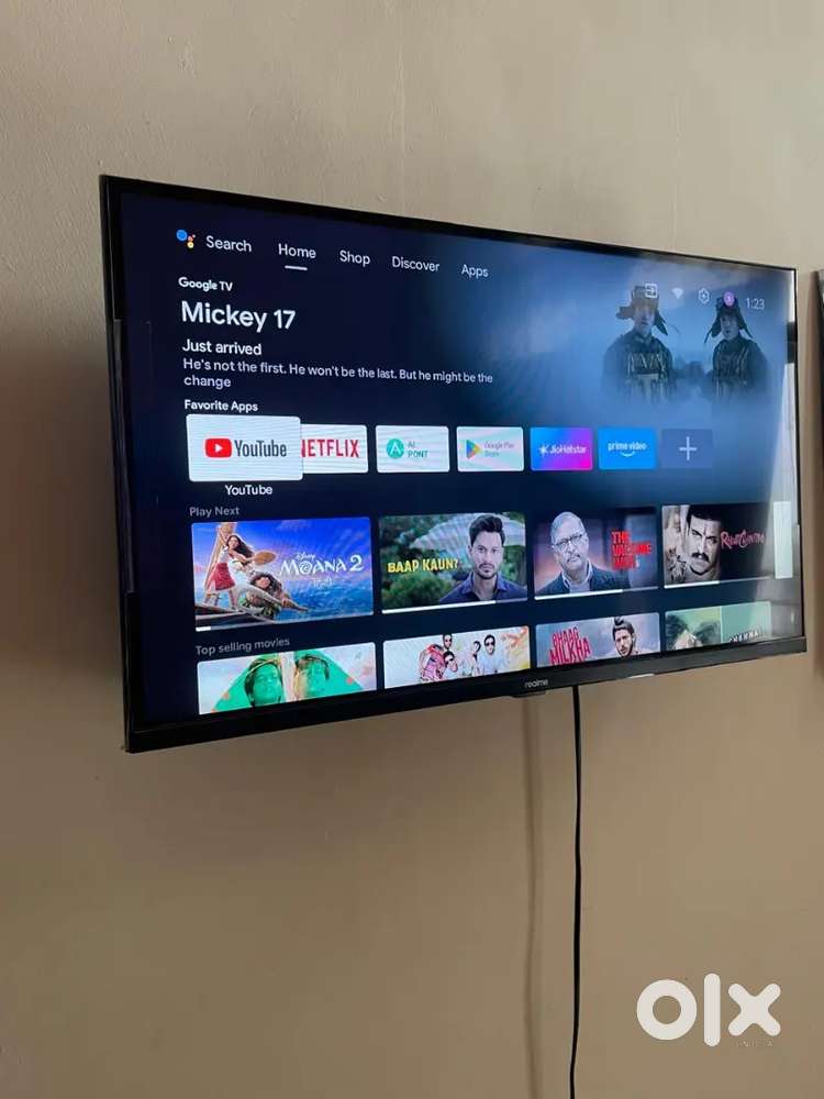Realme android smart TV 32 scratchless condition