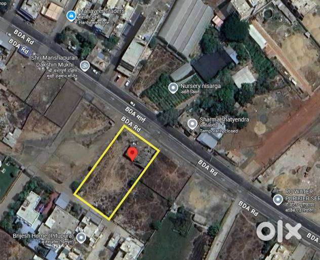 Prime Commercial Plot on Chouraha in Awadhpuri