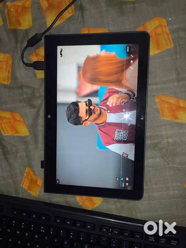 Fix Price - Lenovo ThinkPad Helix is a 2-in-1 convertible laptop