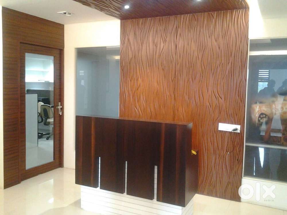 Full furnished office available on rent LIG square indore