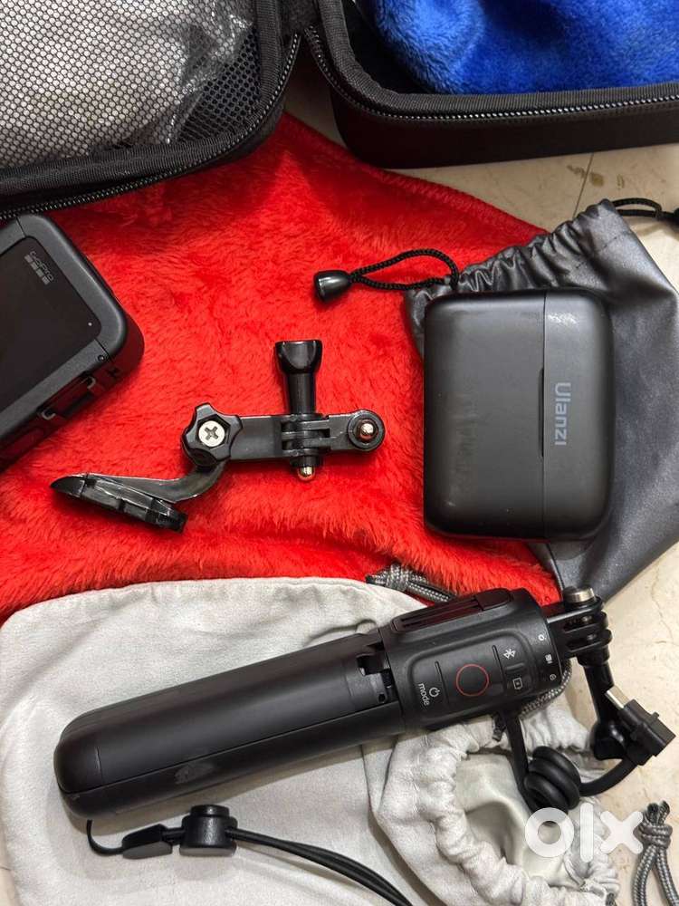 GoPro HERO12 Creator Edition - Volta Media Mod Light and Action Camera