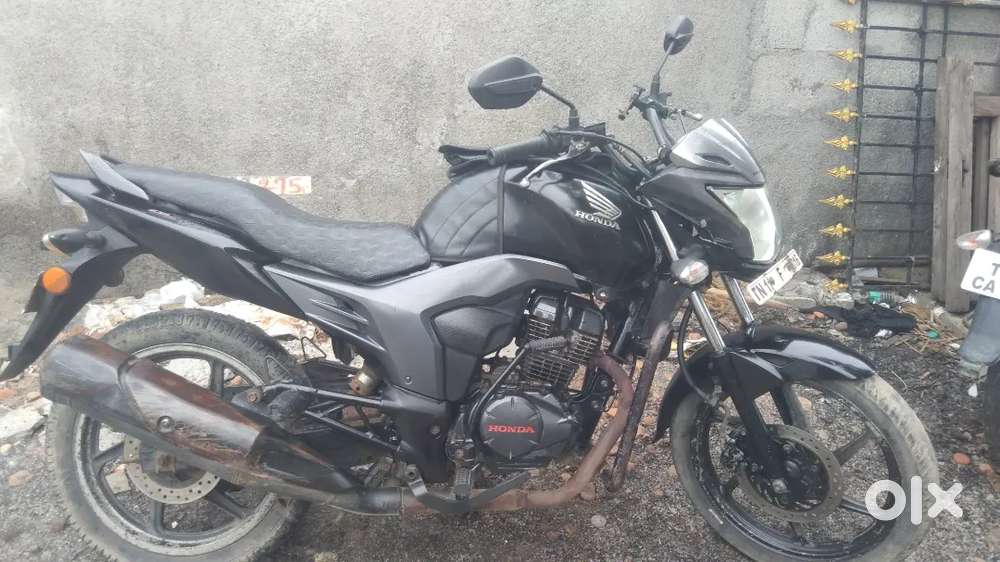 Bike  looking good running condition, working self start,2014 model.