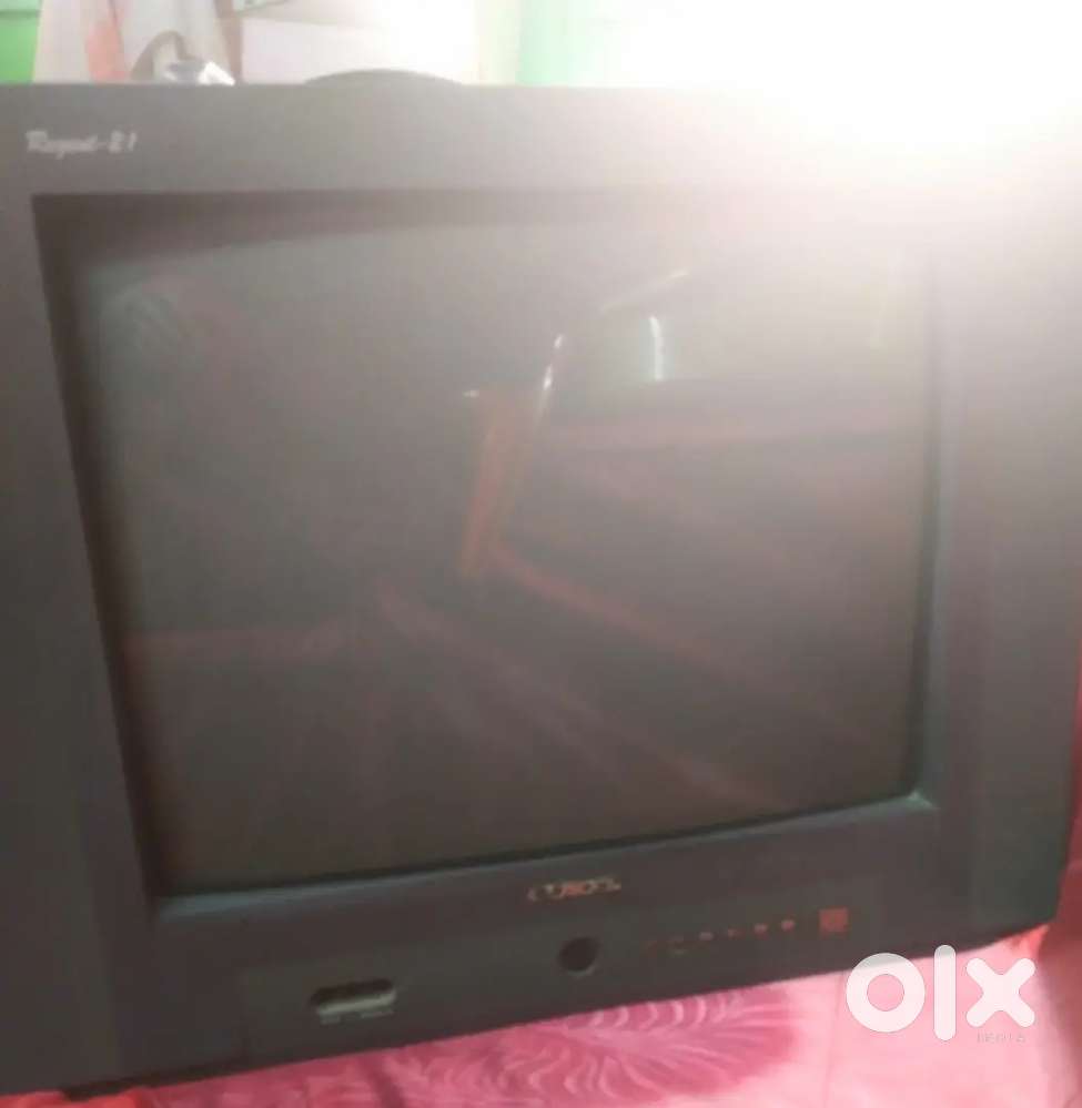 Selling colour TV