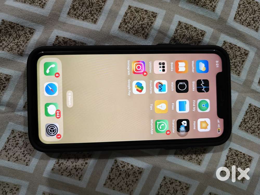 Iphone 11 Red