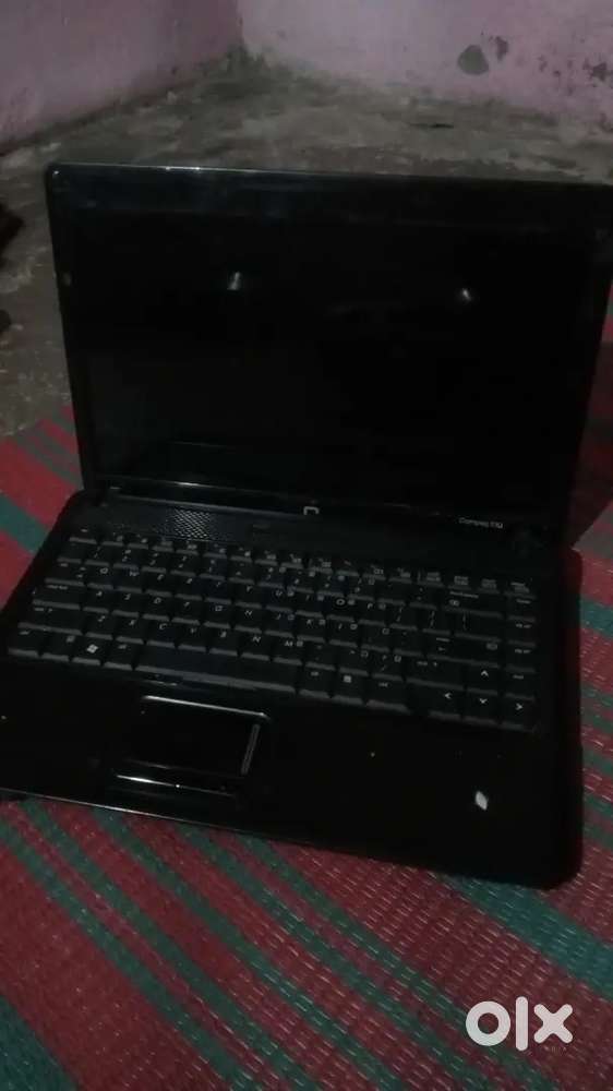 Compact ka laptop hai