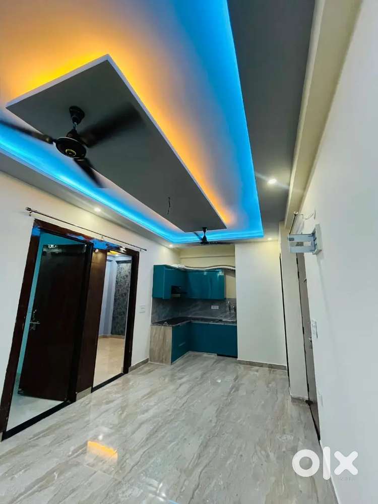 2bhk flat space 75 Guj Balaji enclave govindpuram Ghaziabad