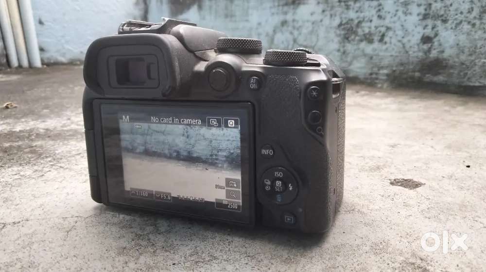 Canon R10 Dslr Camera