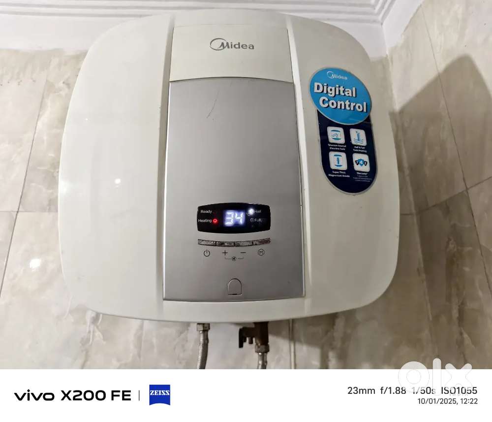 MIDEA Geyser
