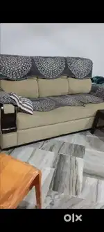 New sofa set gud condition