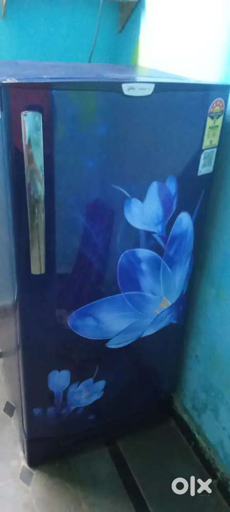 Urgent sell Godrej 185 liter 5 star rating