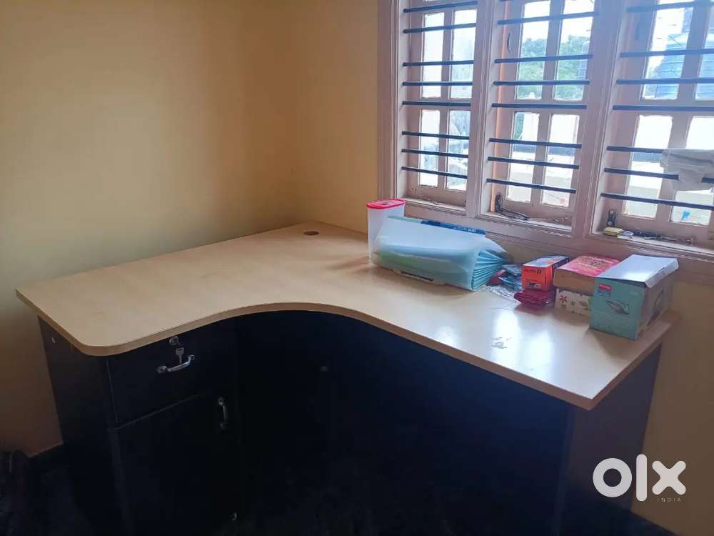 study table
