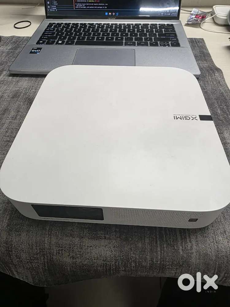 Xgimi elfin projector