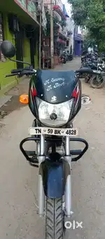 Bajaj CT 100 2016