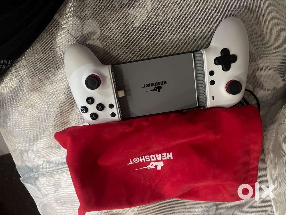 Mobile Gaming Controller