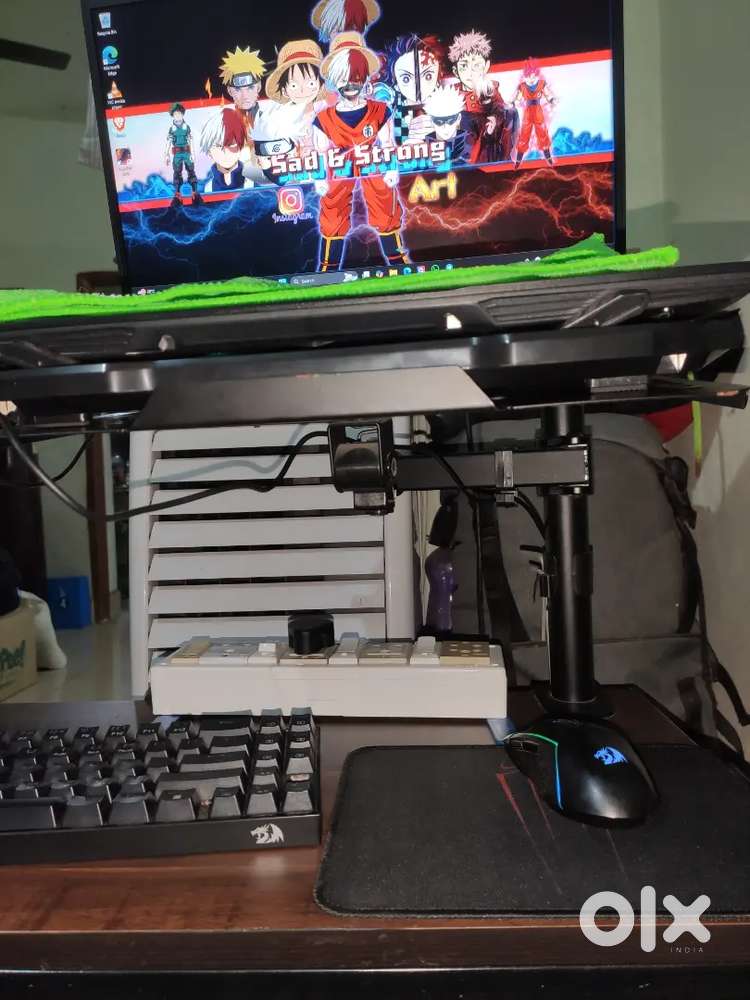 Laptop stand