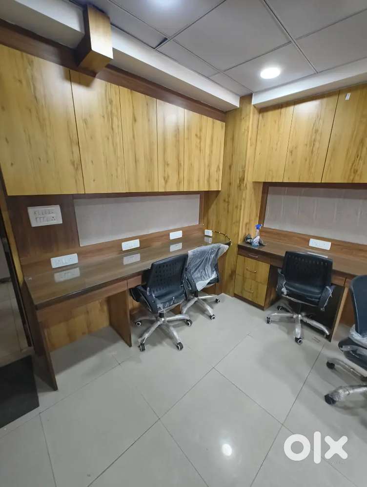 Fully furnished office space at mansarovar